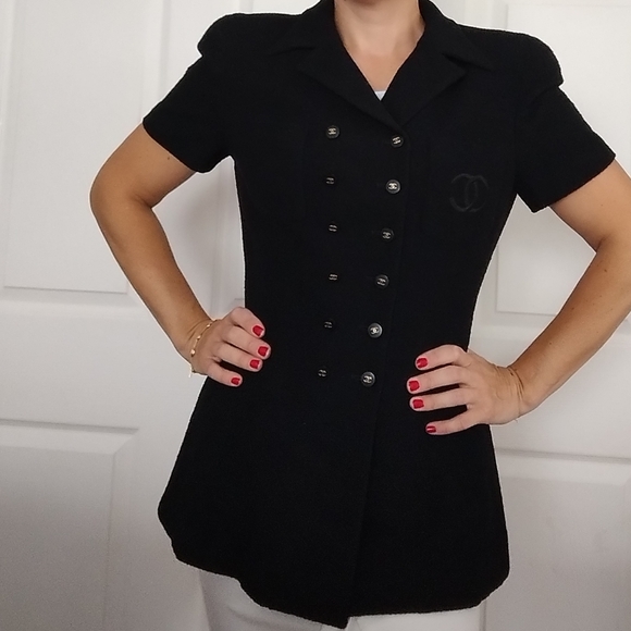 Chanel Vintage Spring 1995 Black Gold CC Logo Peplum Tweed Jacket 6 - Picture 14 of 14